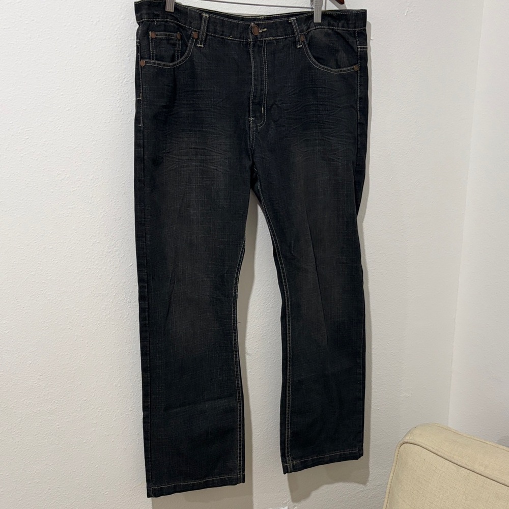 Brooklyn Xpress Men's Dark Wash Straight Jeans